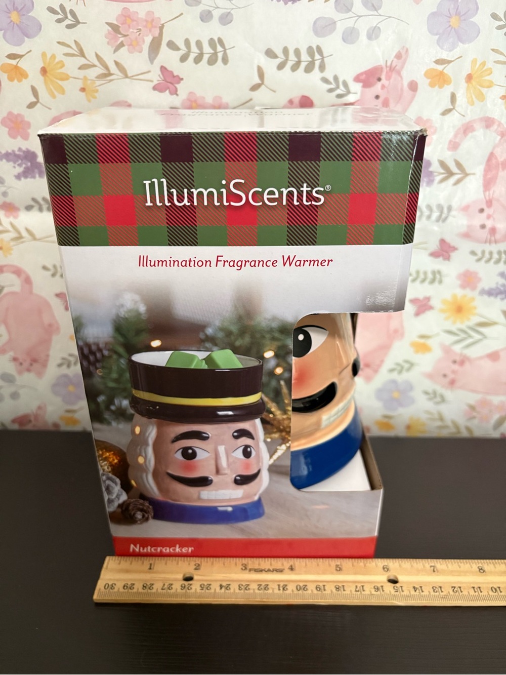 Illumiscents Illumination fragrance wax warmer lighted Nutcracker Christmas. PO - Picture 9 of 10